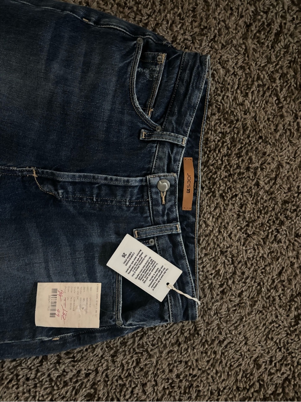 Joe’s Jeans - Picture 3 of 4